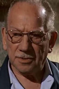 I Never Sang for My Father [Melvyn Douglas]